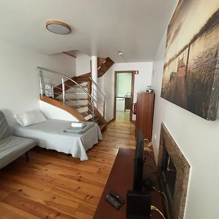 Апартаменты Aveiro Central Suites