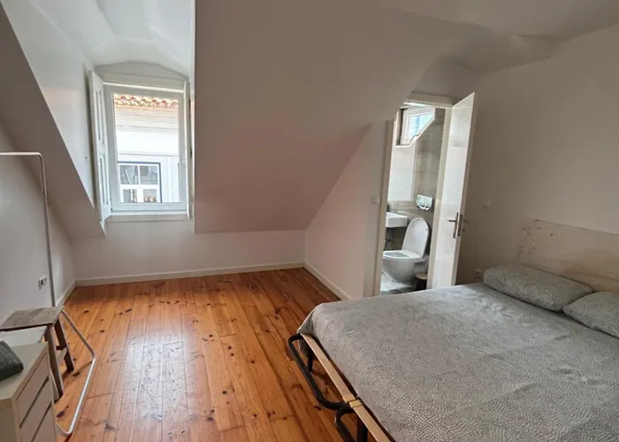 Апартаменты Aveiro Central Suites Авейру